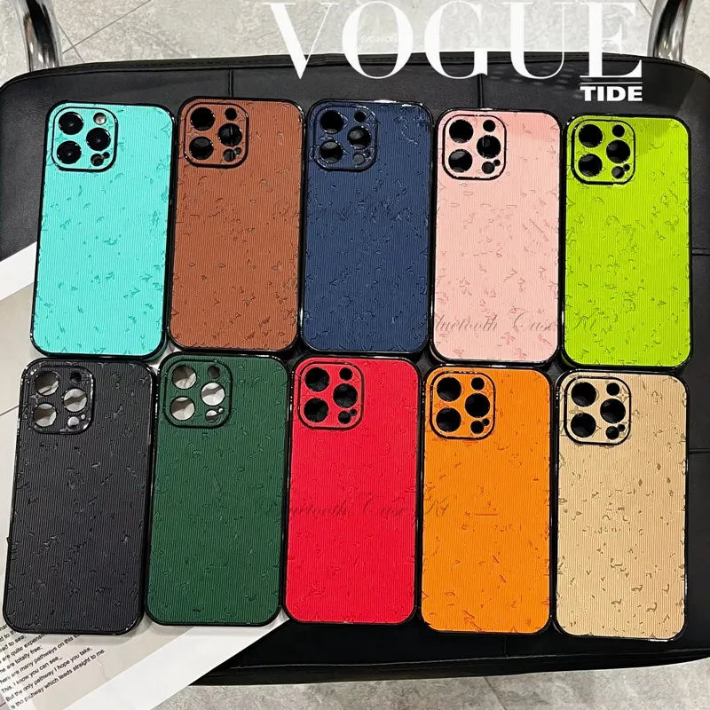 Top Luxury Designers Phone Cases for Iphone 16 Pro Max 15Plus 14Pro 13 12 11 P Designer Fashion Creative Cellphone Case Triangular Nameplate Letter Mobile Shell Cover